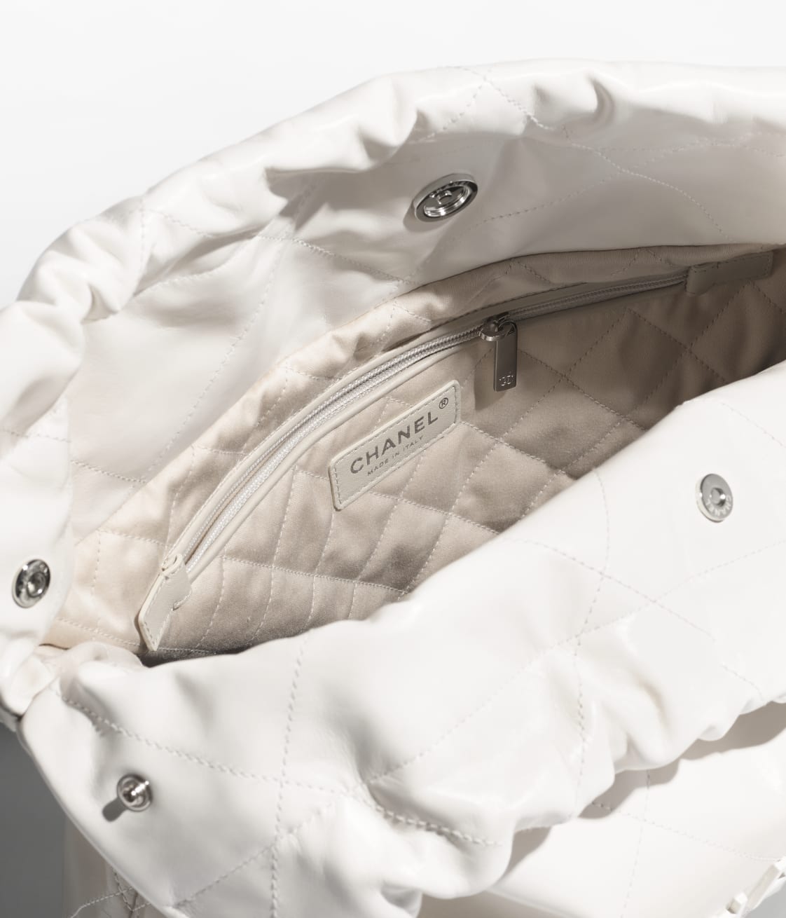 CHANEL 22 HANDBAG - Image 3